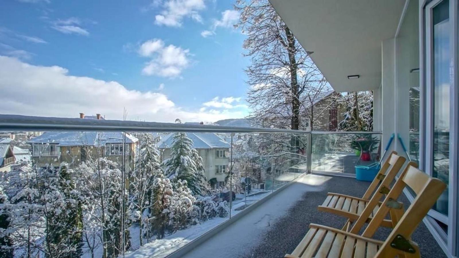 Central Maximus Apartment Брашов Екстер'єр фото