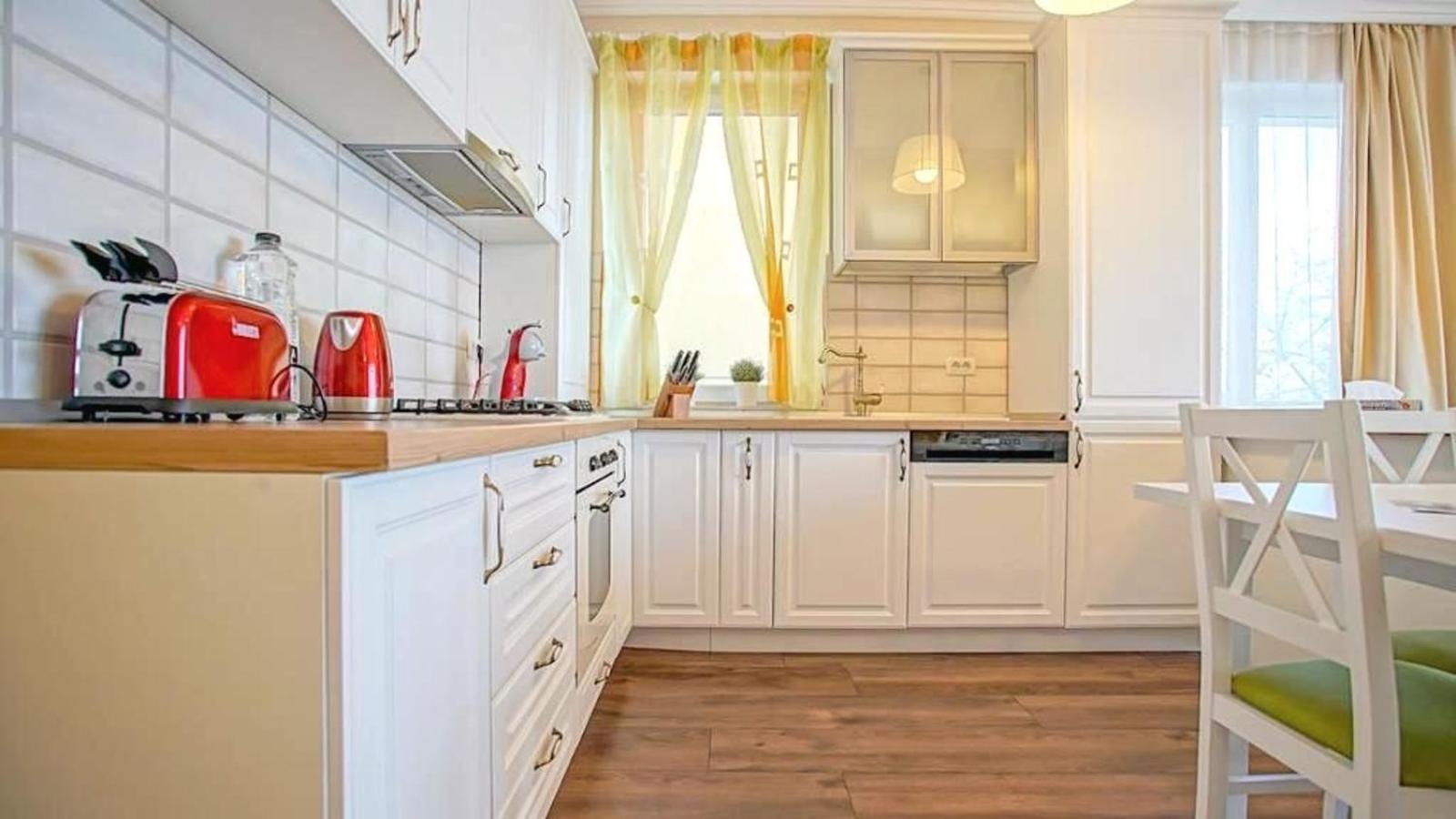 Central Maximus Apartment Брашов Екстер'єр фото