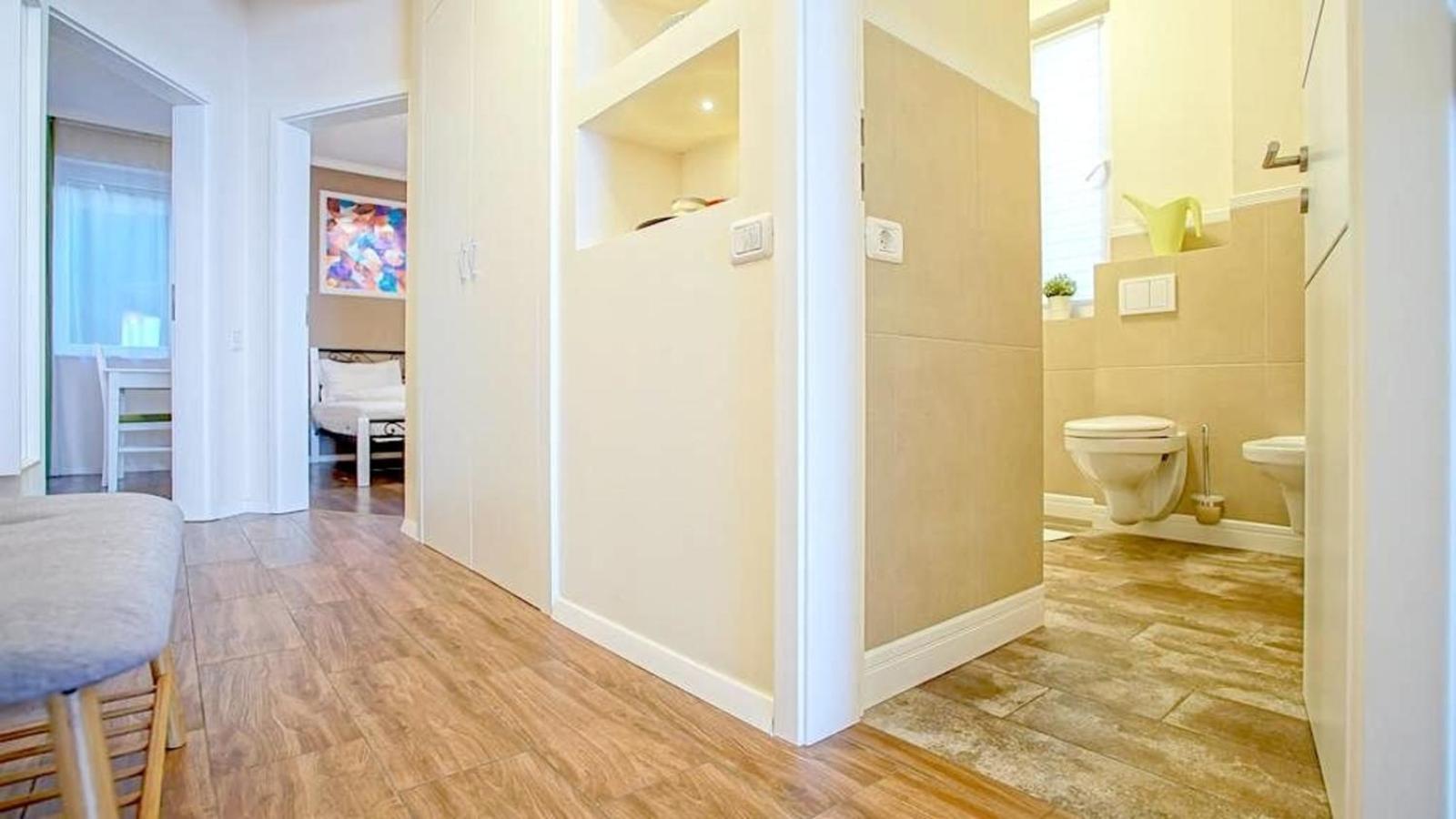 Central Maximus Apartment Брашов Екстер'єр фото