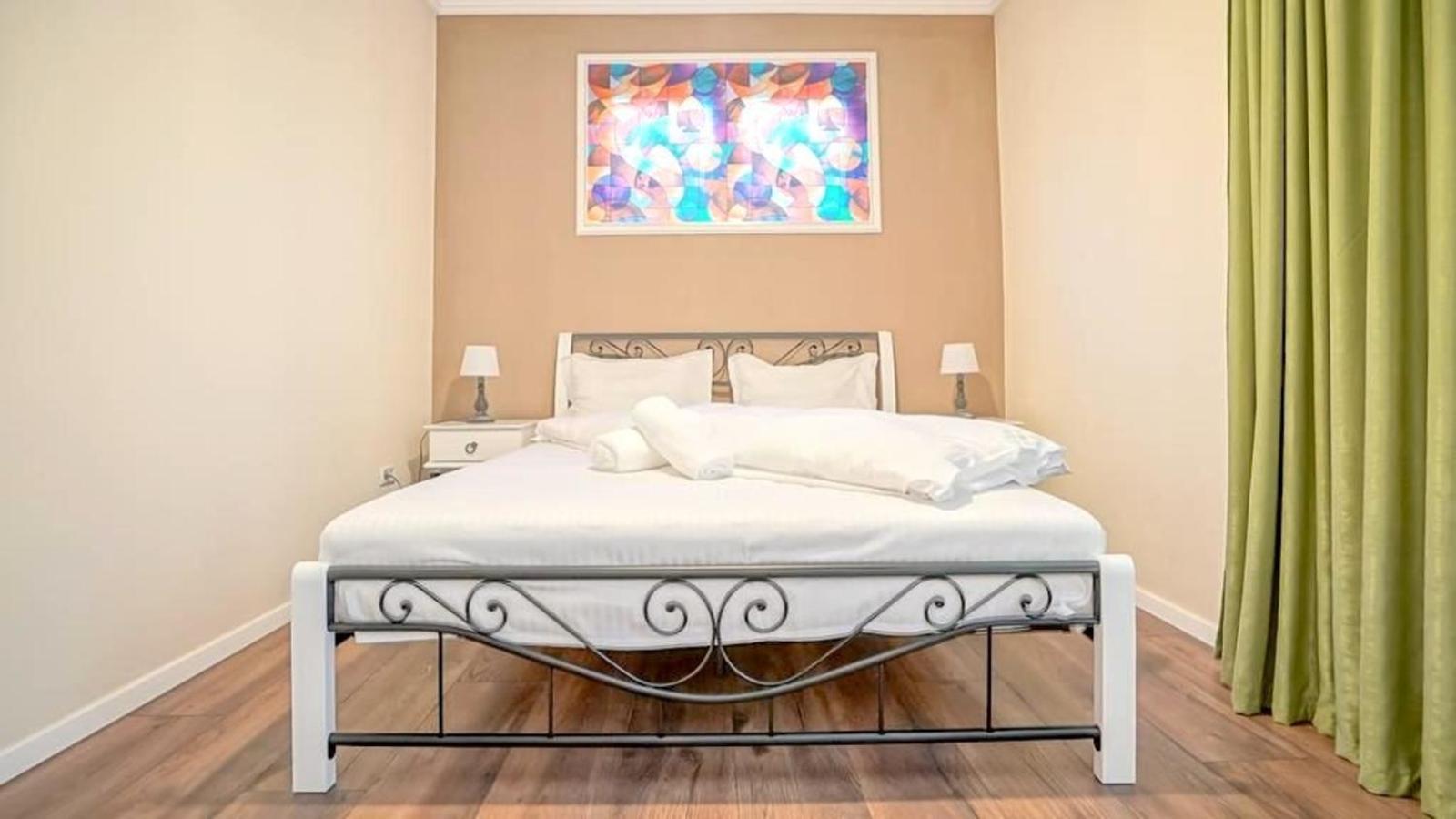 Central Maximus Apartment Брашов Екстер'єр фото