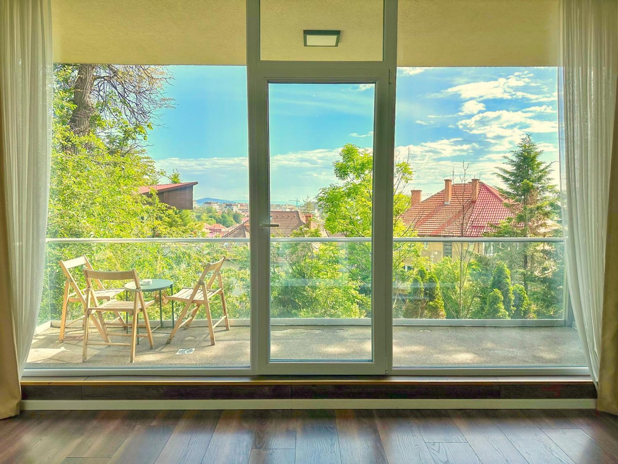 Central Maximus Apartment Брашов Екстер'єр фото