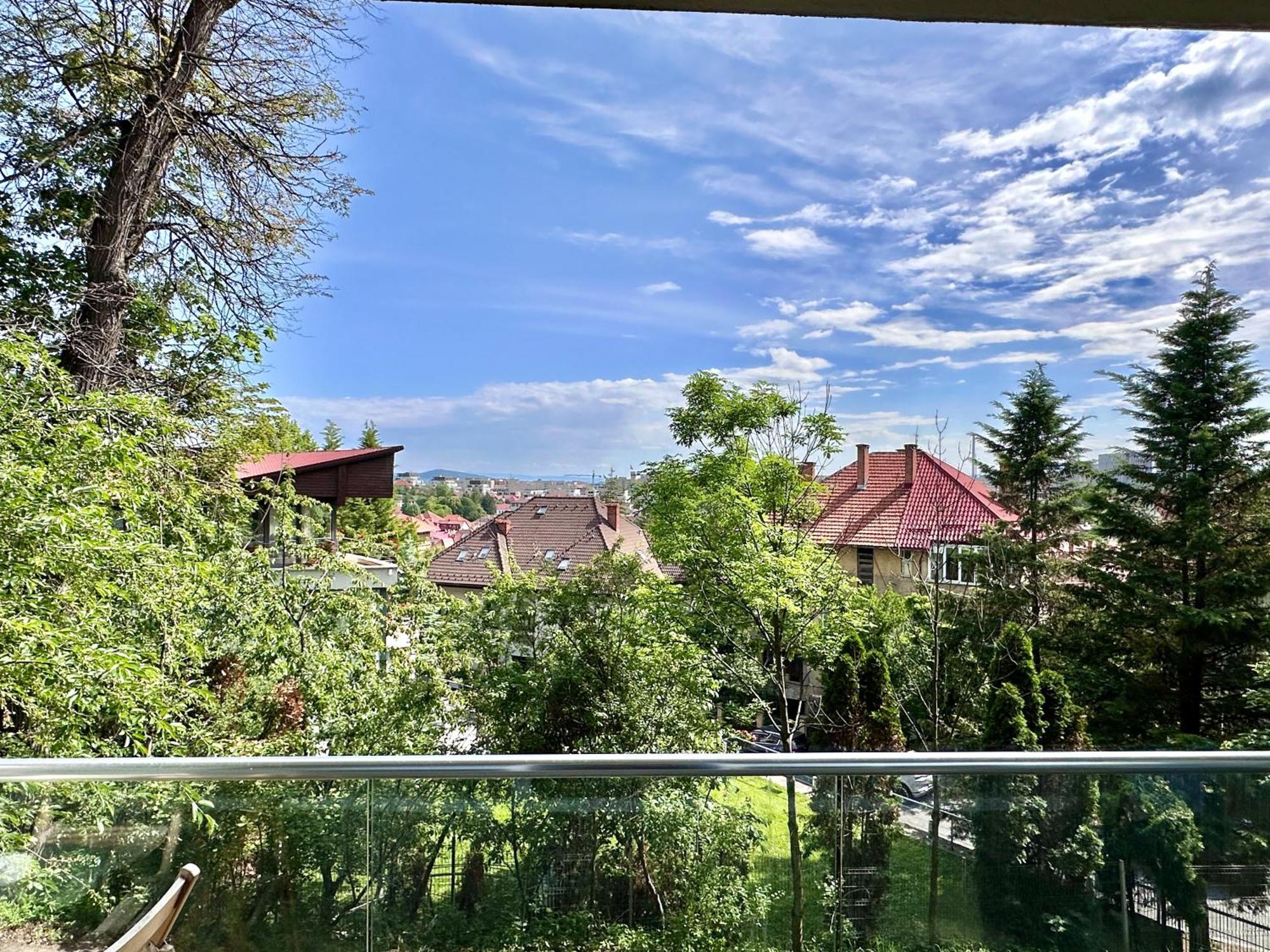 Central Maximus Apartment Брашов Екстер'єр фото